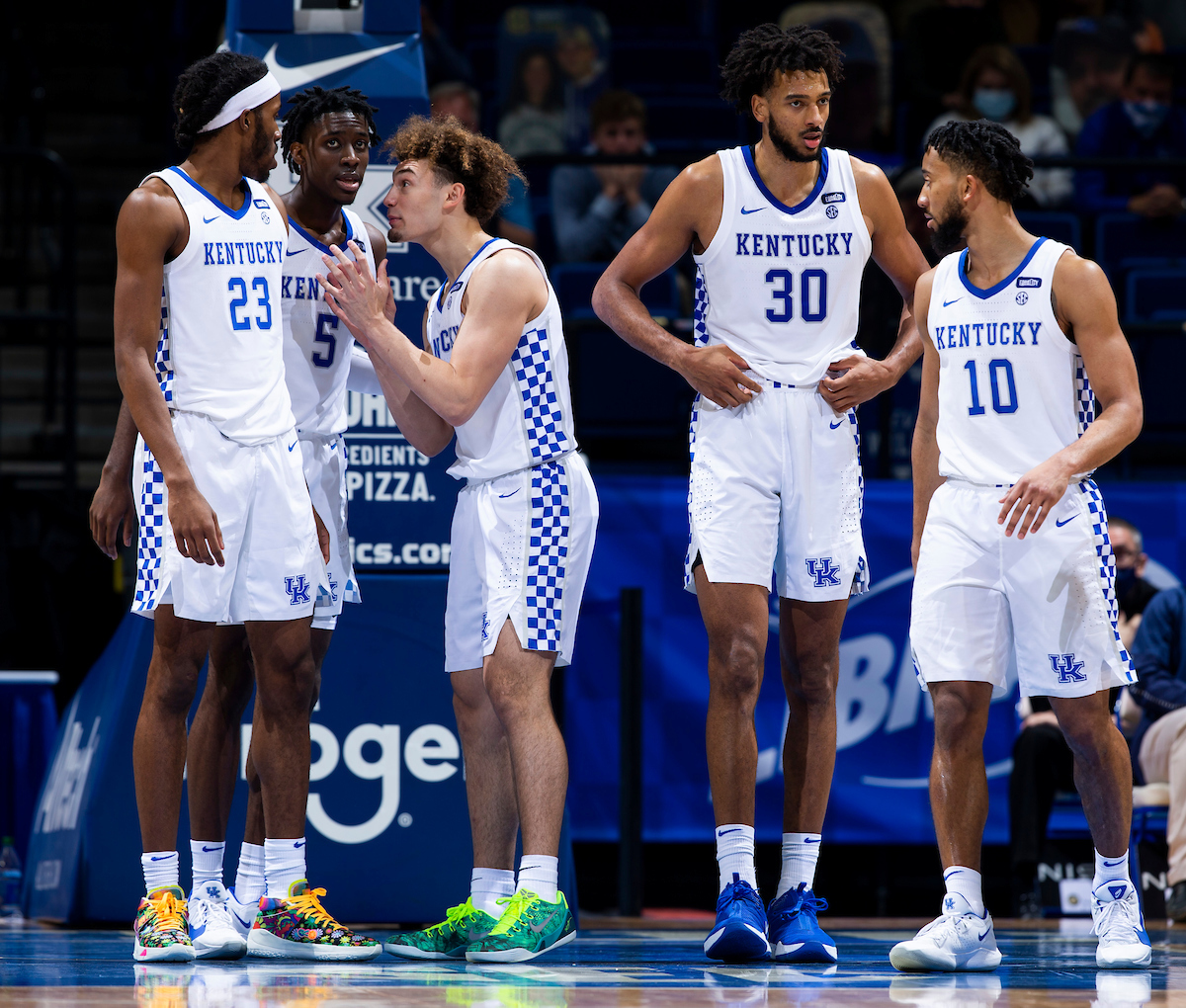 Team. Isaiah Jackson. Terrence Clarke. Devin Askew. Olivier Sarr. Davion Mintz.

Kentucky falls to Notre Dame 64-63.

Photo by Chet White | UK Athletics