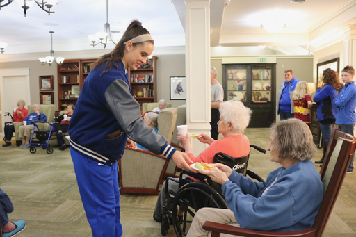 Maci Morris

The women's basketball team visits the patients of the Lantern at Morning Pointe Alzheimer's Center of Excellence.

Photo by Noah J. Richter | UK Athletics