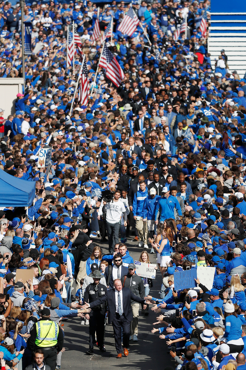 

Men's basketball beat IUP 86-64

Photo by Chet White | UK Athletics