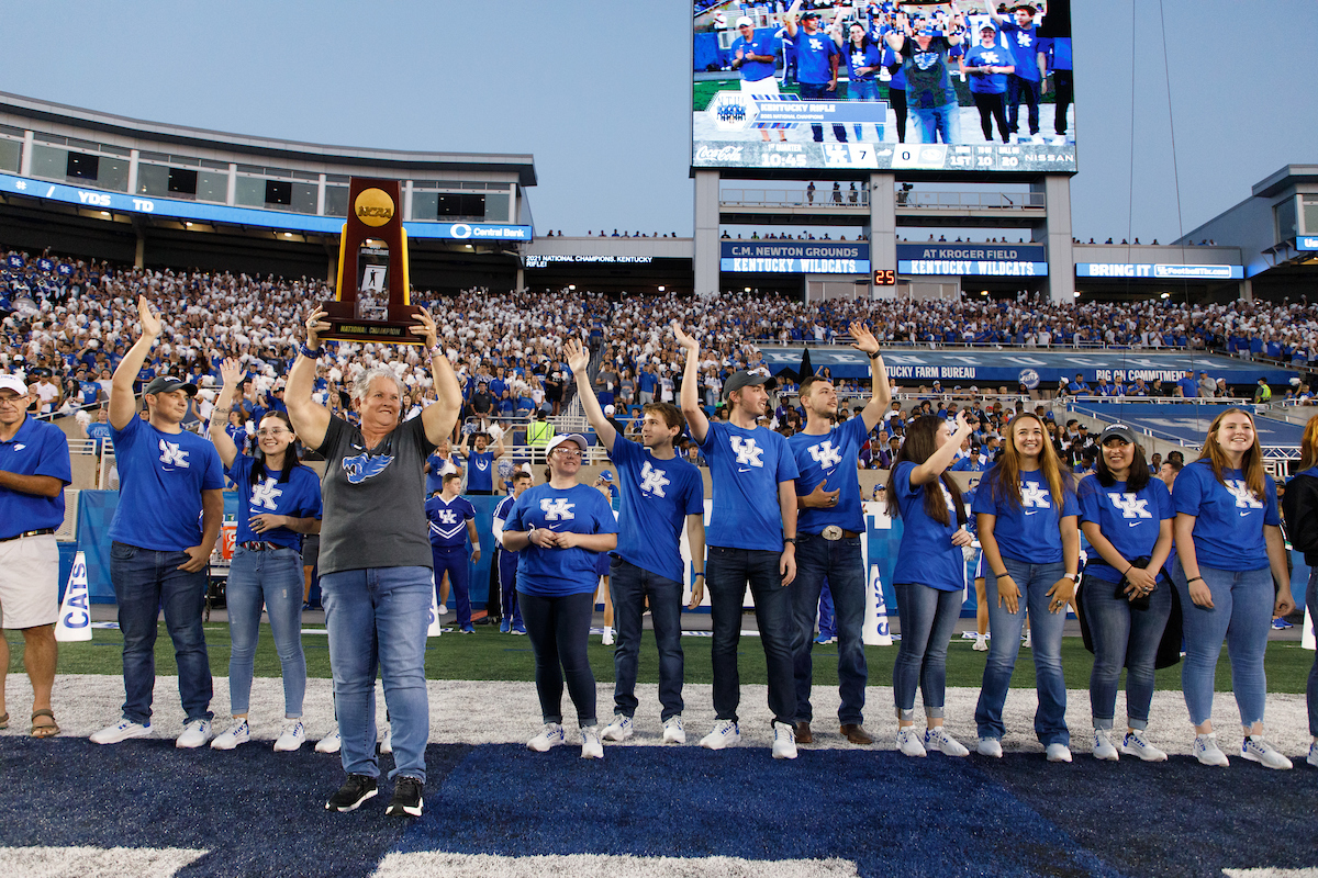 Rifle Team.

Kentucky beat Missouri, 35-28.

Photo by Elliott Hess | UK Athletics