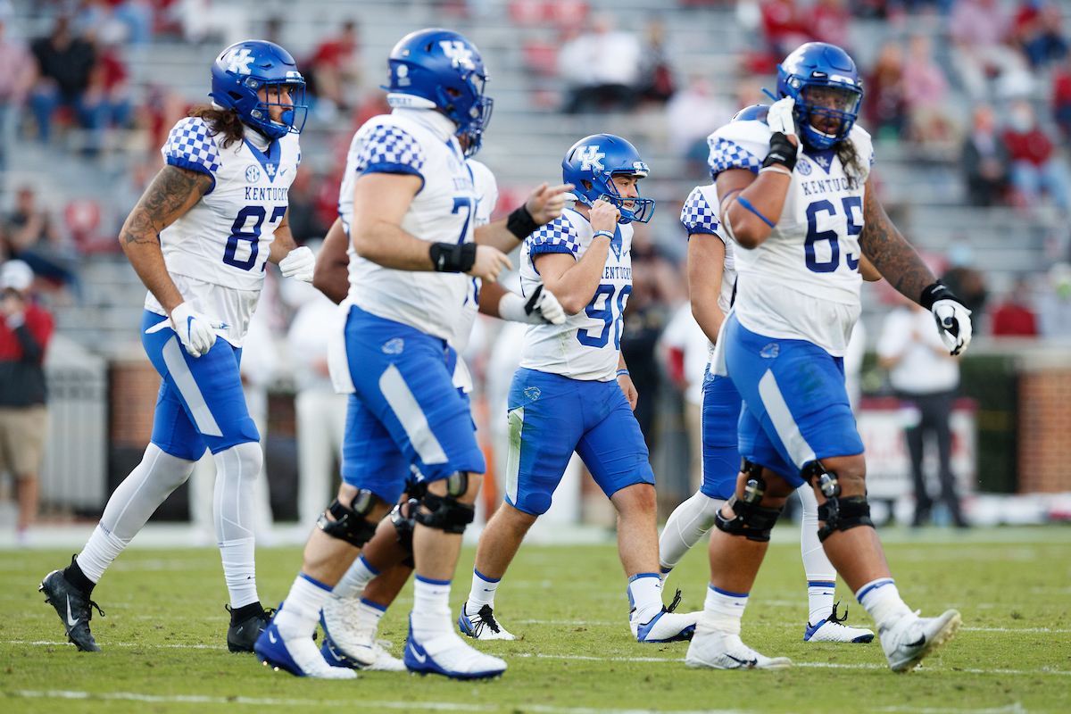 NIK OGNENOVIC. DARIAN KINNARD. MATT RUFFOLO.

Kentucky falls to Alabama, 63-3.

Photo by Elliott Hess | UK Athletics
