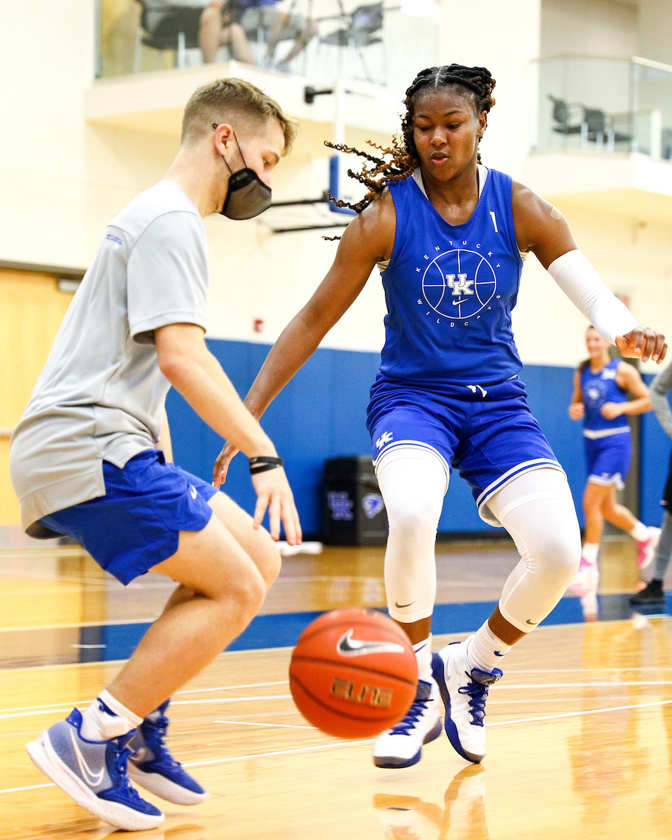 Robyn Benton.

Kentucky Women’s Basketball Practice.

Photo by Eddie Justice | UK Athletics