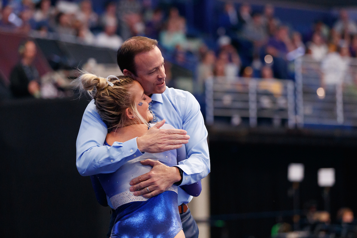 Ale Hyland.


Gymnastics scores 196.225 at SEC Championship.

 
Photo by Elliott Hess | UK Athletics