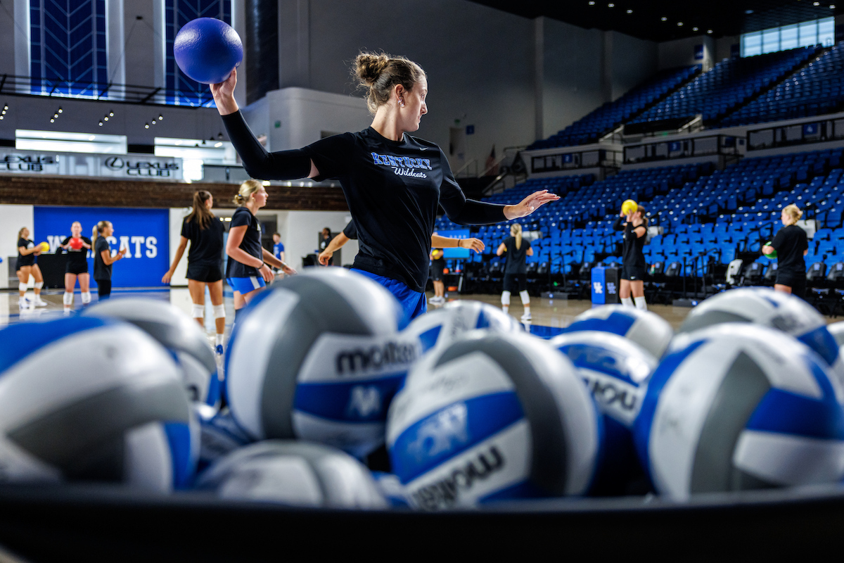 Kentucky Volleyball Featured in 11 National TV Matches for 2026