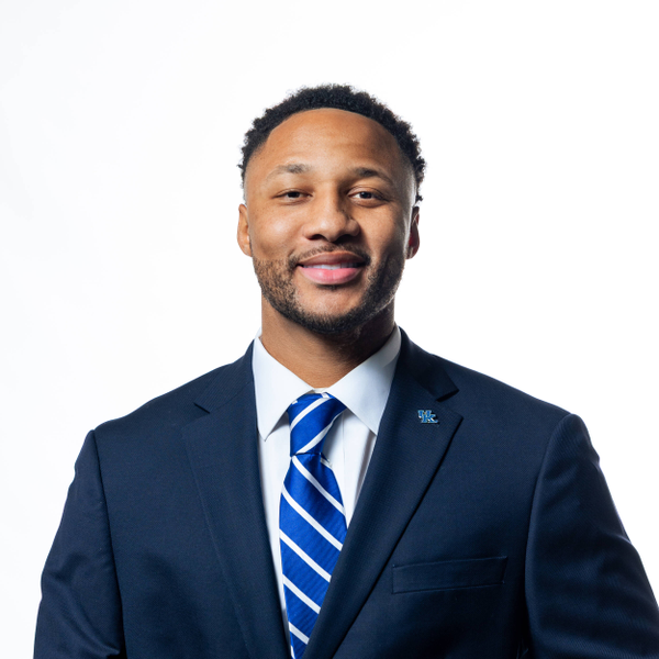 Ty Holder - Football - University of Kentucky Athletics