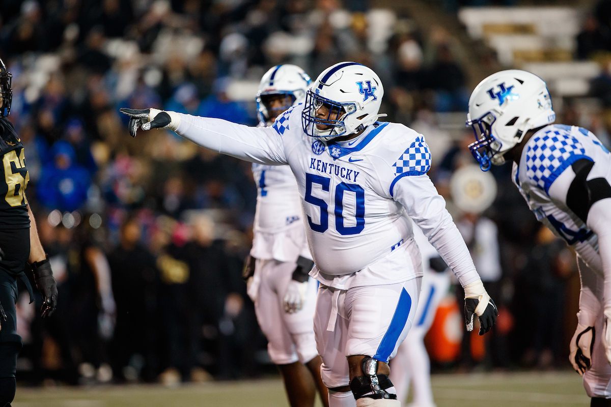 Marquan McCall

Kentucky beats Vandy, 34-17.

Photo by Jacob Noger | UK Athletics