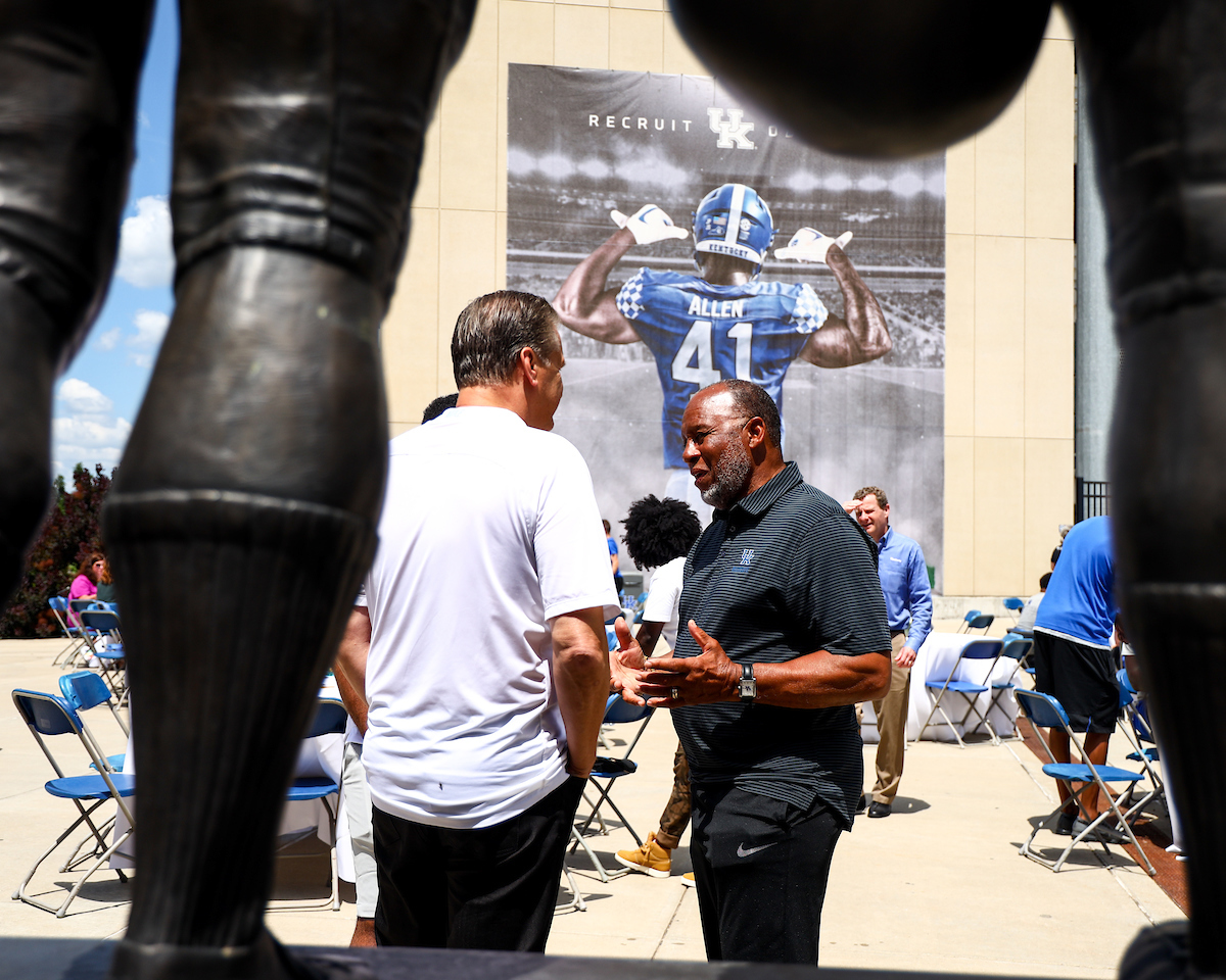 John Calipari. Wilbur Hackett. 

Juneteenth Luncheon.

Photo by Eddie Justice | UK Athletics
