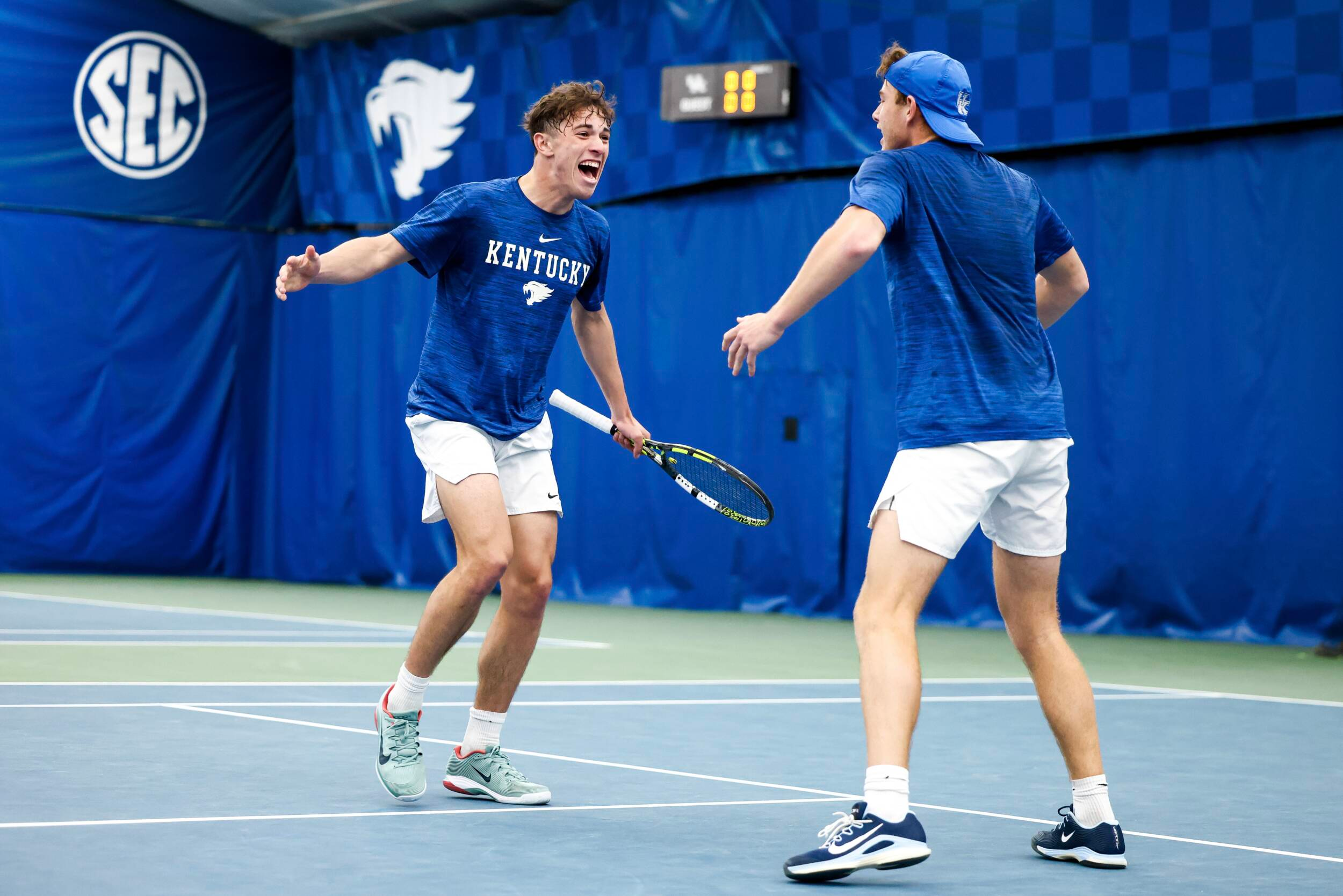 Kentucky Knocks Off No. 18 Auburn