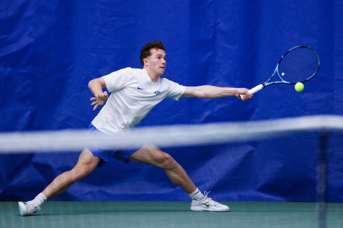 Nicolas Arseneault Wins Round of 32 Match at ITA All-American
