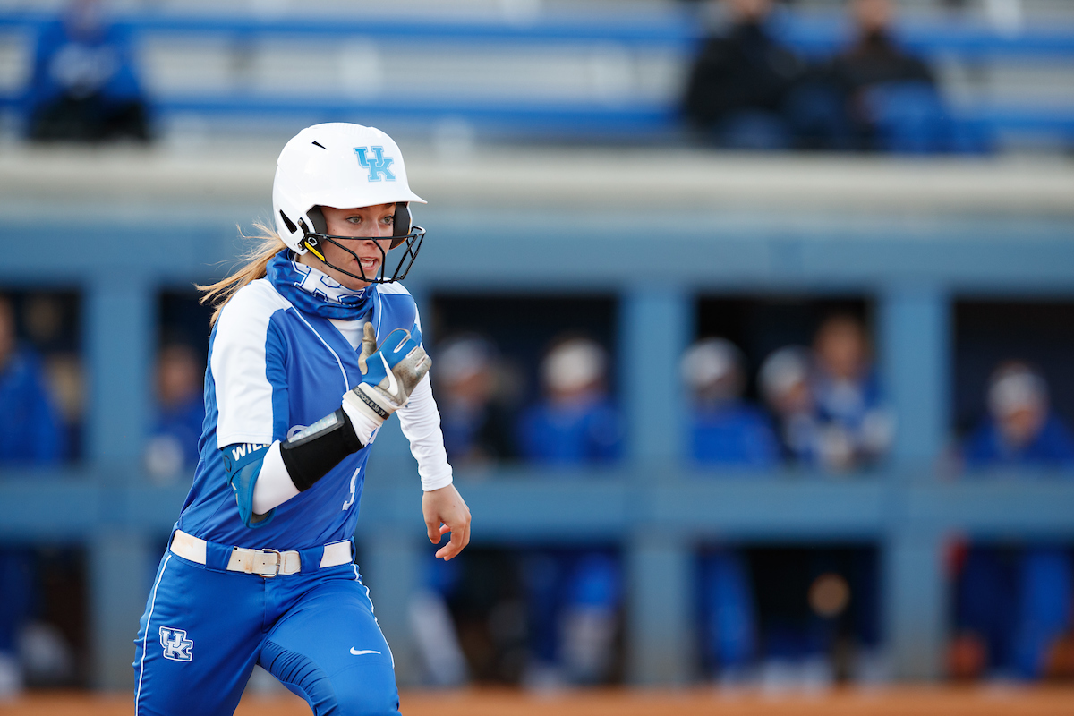 KentuckyLouisville SB Photo Gallery UK Athletics