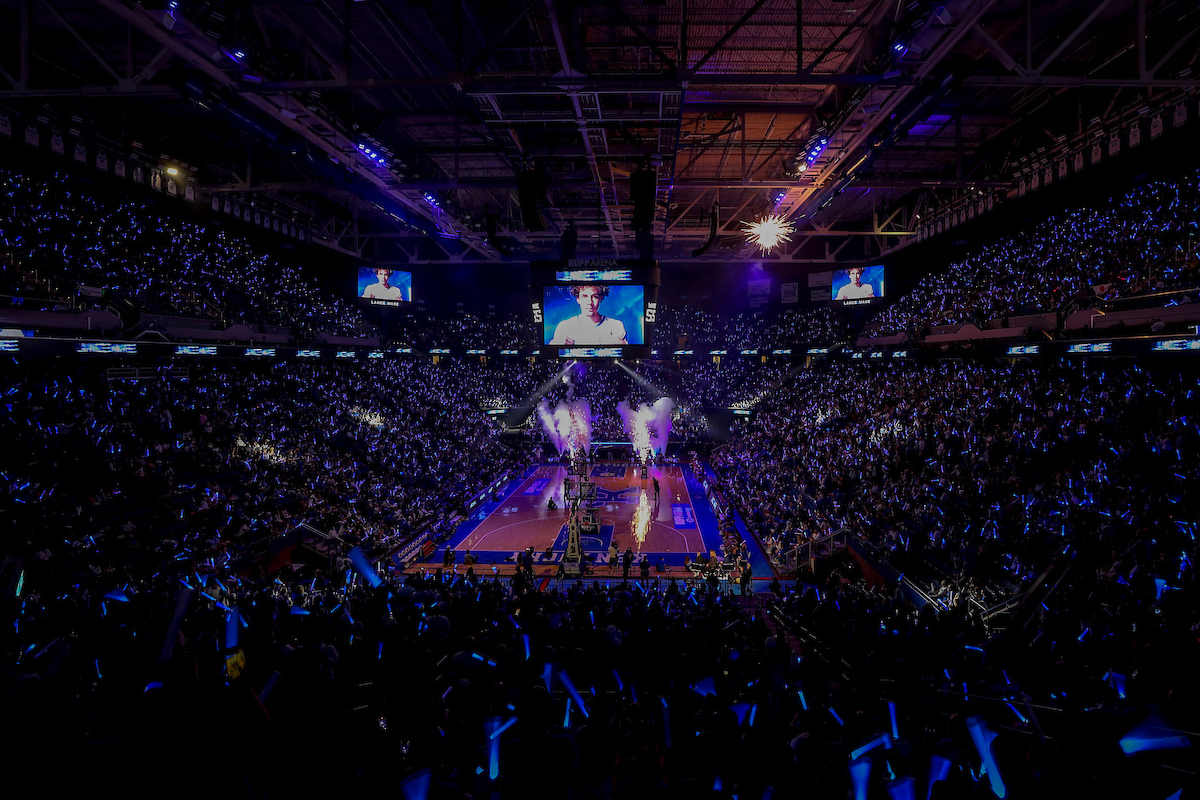 Lance Ware.

Big Blue Madness.

Photos by Chet White | UK Athletics