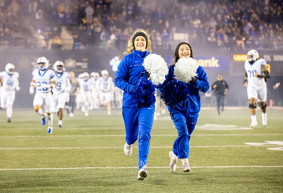 UK Cheer. Kaylin Hukill. Lily Lyon.

Kentucky beats Vandy, 34-17.

Photo by Jacob Noger | UK Athletics