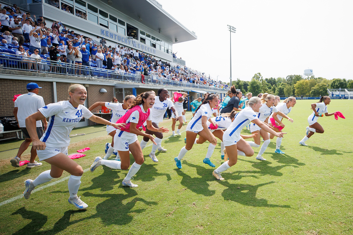 Kentucky-UCLA Women's Soccer Photo Gallery