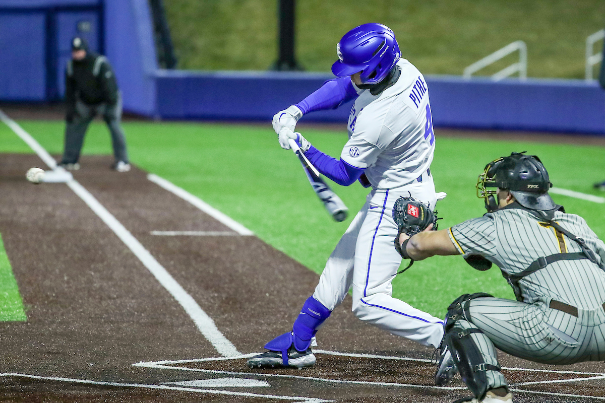 Emilien Pitre.

Kentucky defeats Western Michigan 14-3.

Photo by Sarah Caputi | UK Athletics