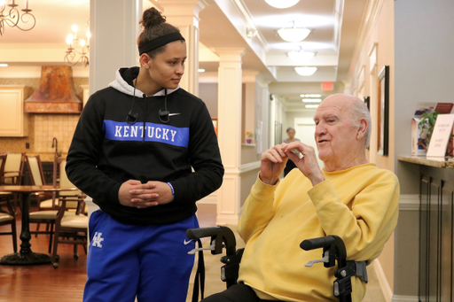 Sabrina Haines

The women's basketball team visits the patients of the Lantern at Morning Pointe Alzheimer's Center of Excellence.

Photo by Noah J. Richter | UK Athletics
