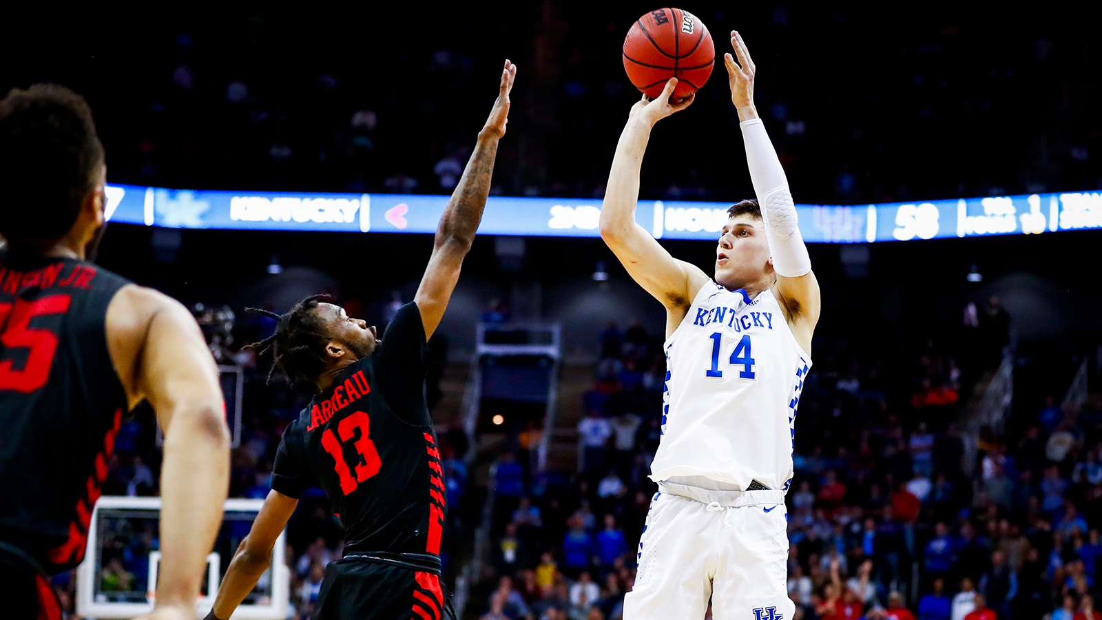 Herro, Washington Lead Cats Past Houston, into Elite Eight