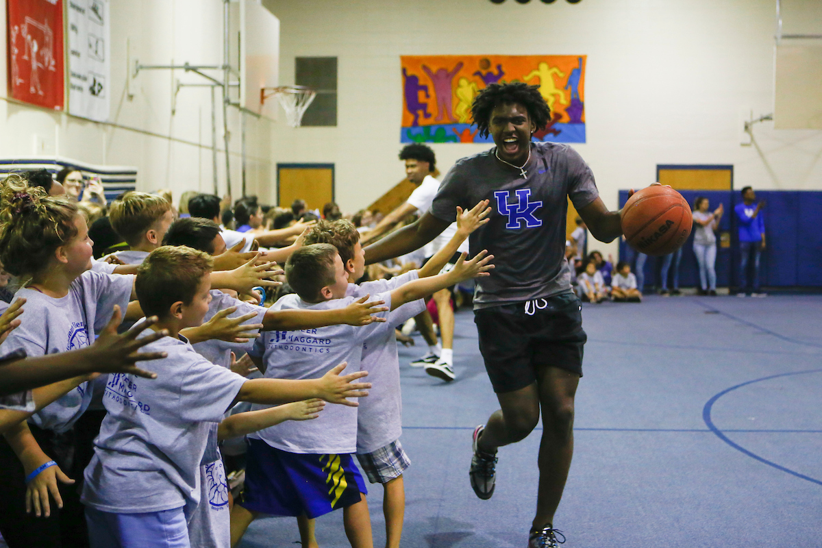 Tyrese Maxey

Men's Basketball team delivers food to God’s Pantry at Picadome Elementary. 

Photo by Hannah Phillips | UK Athletics