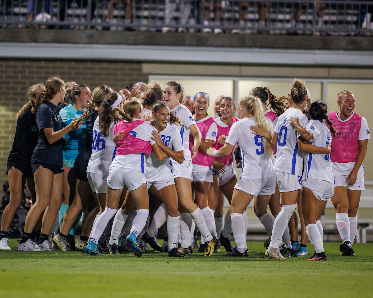 Kentucky soccer shuts out EKU for season-opening victory