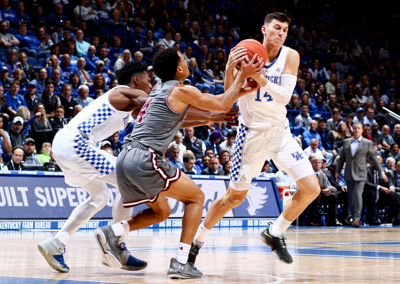 Tyler Herro

Men's basketball beat SIU 71-59.

Photo by Chet White | UK Athletics