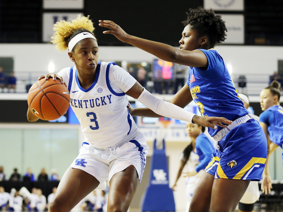 Keke McKinney

UK women's basketball beats Morehead State. 

Photo by Britney Howard  | UK Athletics