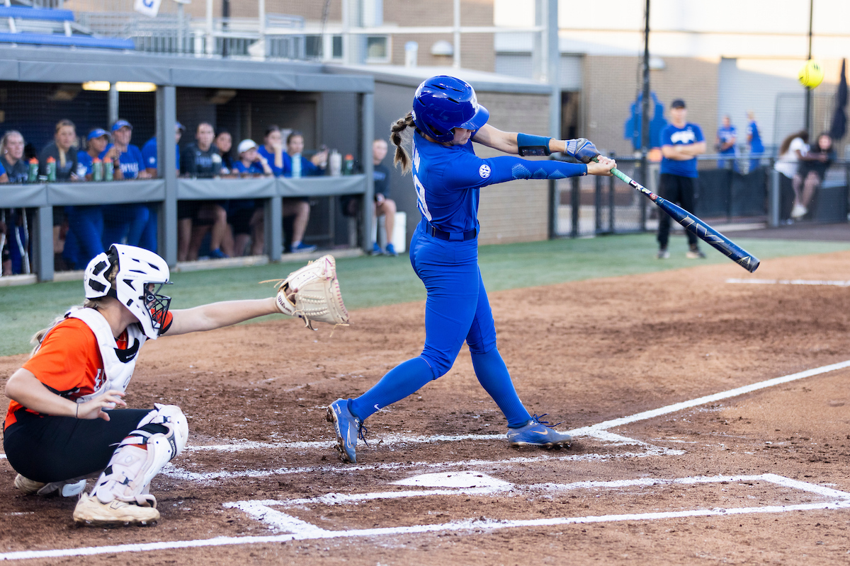 Blum, Hamilton Ignite Offense in 11-7 Win Over No. 13 Stanford