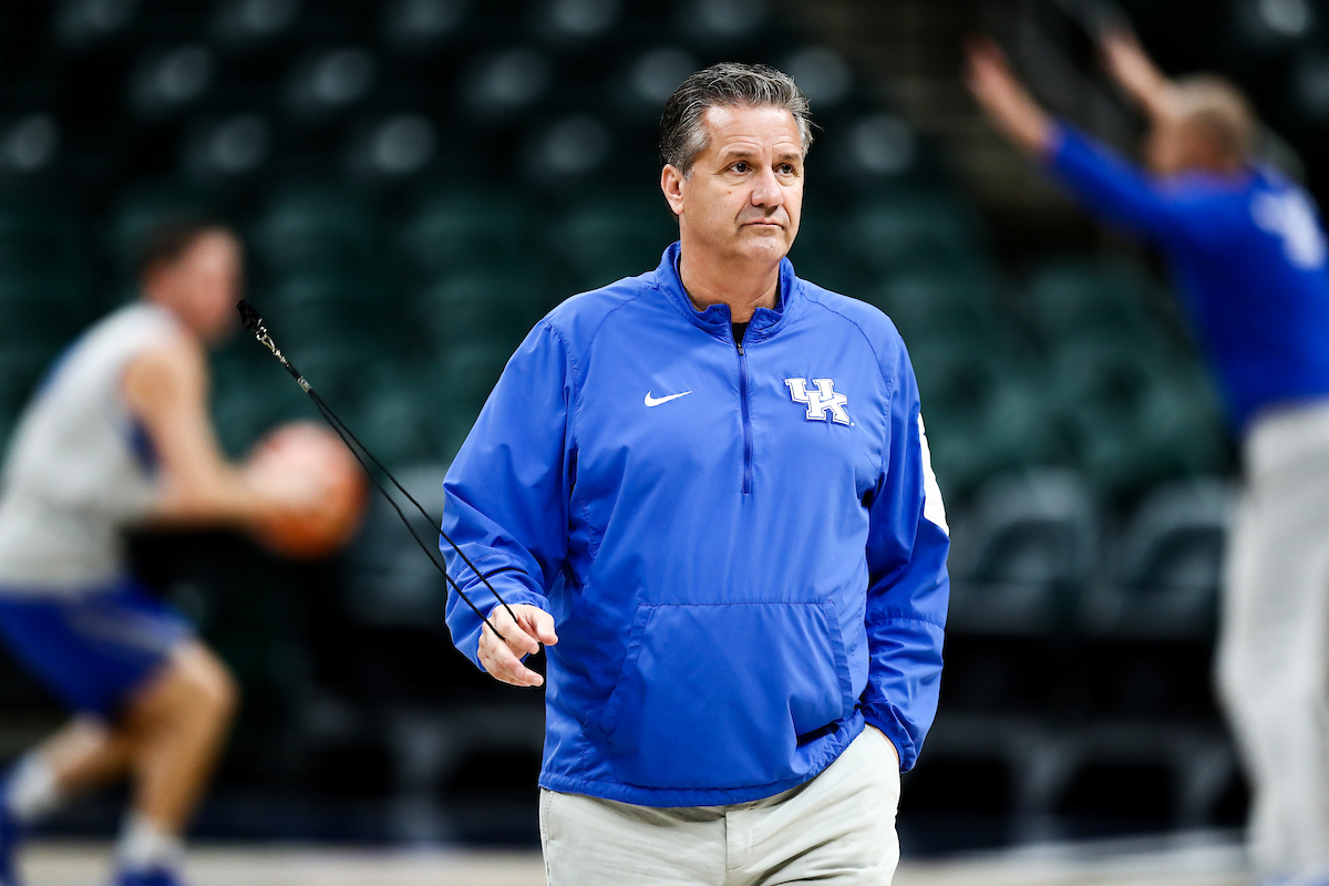 Coach Calipari.

Bankers Life Fieldhouse practice.


Photo by Elliott Hess | UK Athletics