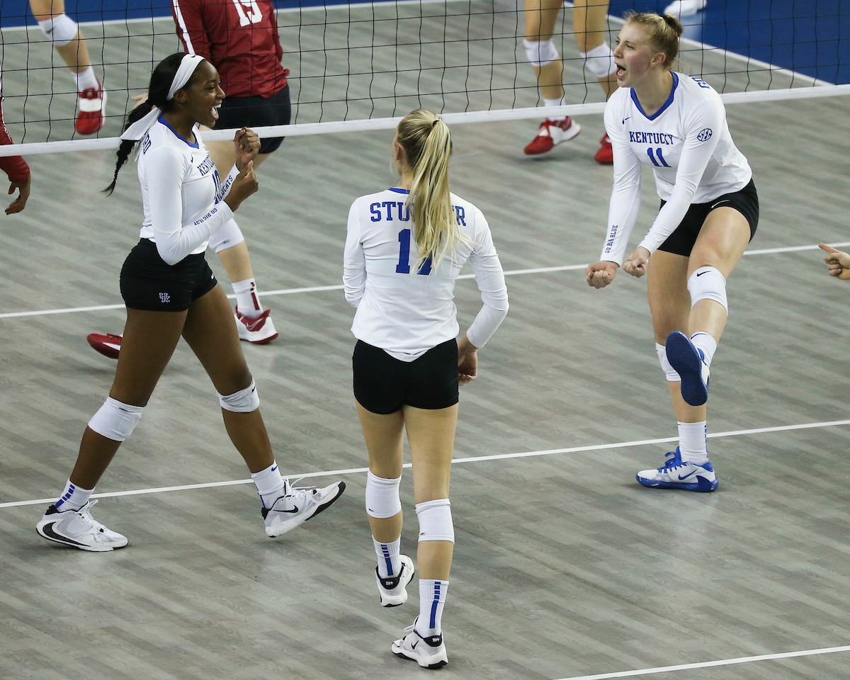 Reagan Rutherford, Elise Goetzinger.

Kentucky sweeps Alabama 3-0.

Photo by Grace Bradley | UK Athletics