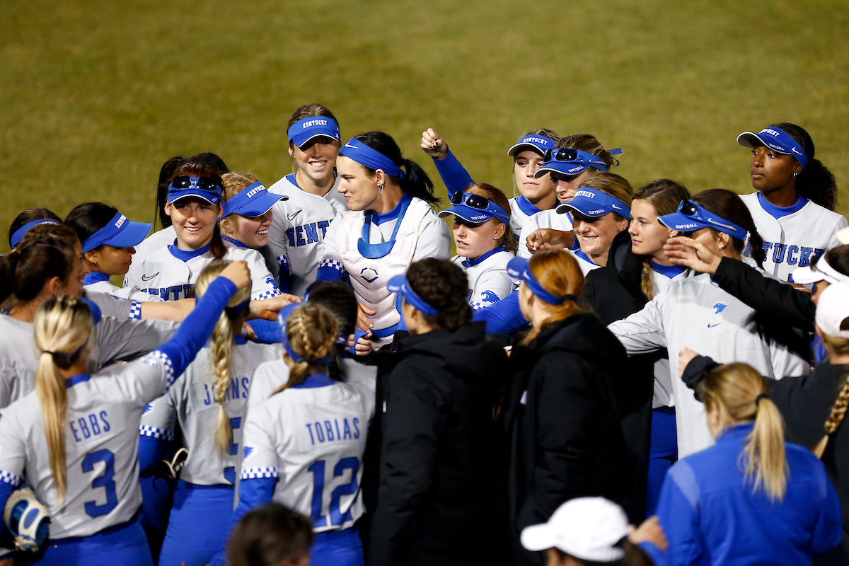 Team.

Kentucky beats Michigan 9-2.

Photo by Grace Bradley | UK Athletics