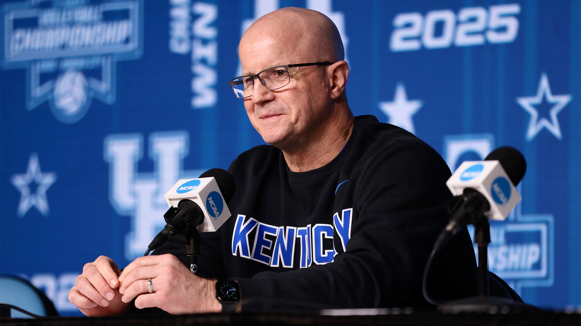 Skinner, Sheffield Set to Meet in NCAA Volleyball Semifinals