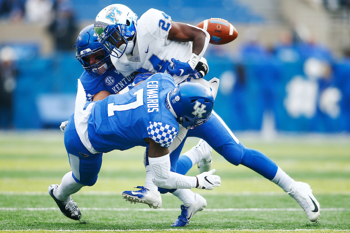 Mike Edwards. Kash Daniel. 

UK football beats MTSU 34-23 on Senior Day at Kroger Field.

Photo by Quinn Foster | UK Athletics