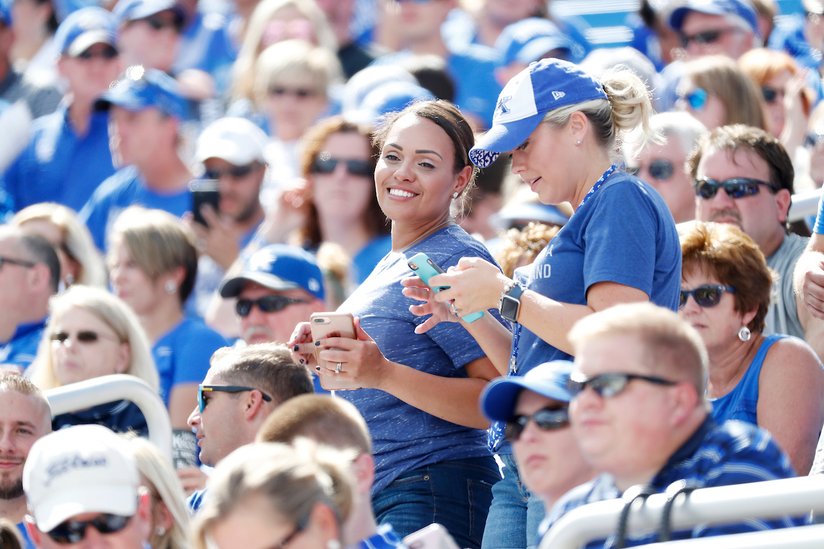 Fans.

Kentucky beats Central Michigan 35-20.


Photo by Chet White | UK Athletics