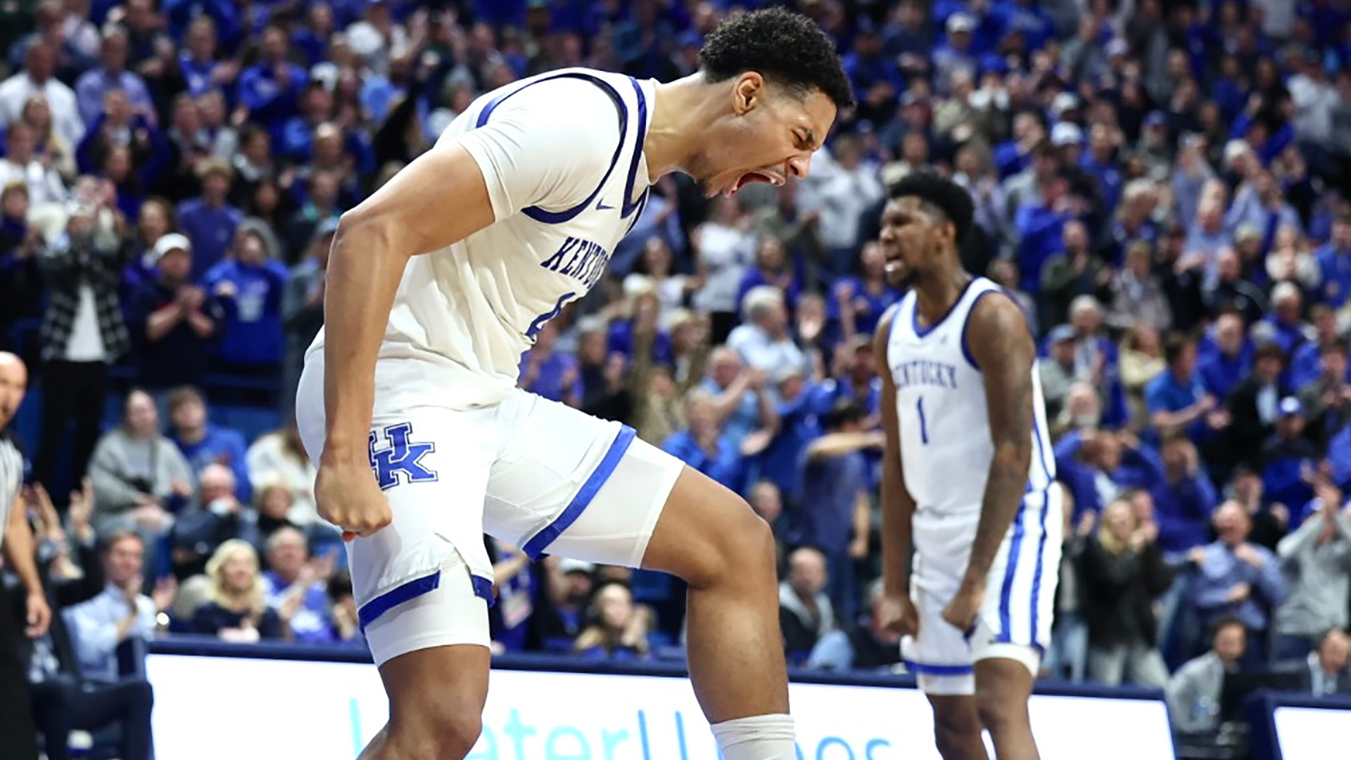 Three-Pointers Help Kentucky Hold Off Saint Joseph's in Overtime