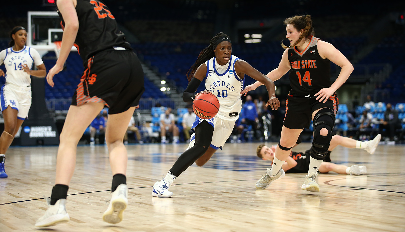 Kentucky Gets Past Idaho State in NCAA Tournament First Round
