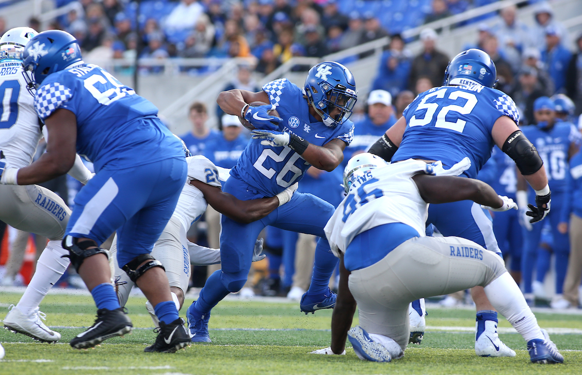 Benny Snell

UK Football beats MTSU 34-23-on Senior Day at Kroger Field.


Photo By Barry Westerman | UK Athletics