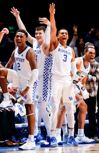 Team. Celebration.The University of Kentucky men's basketball team beats South Carolina 76-48.Photo by Elliott Hess | UK Athletics