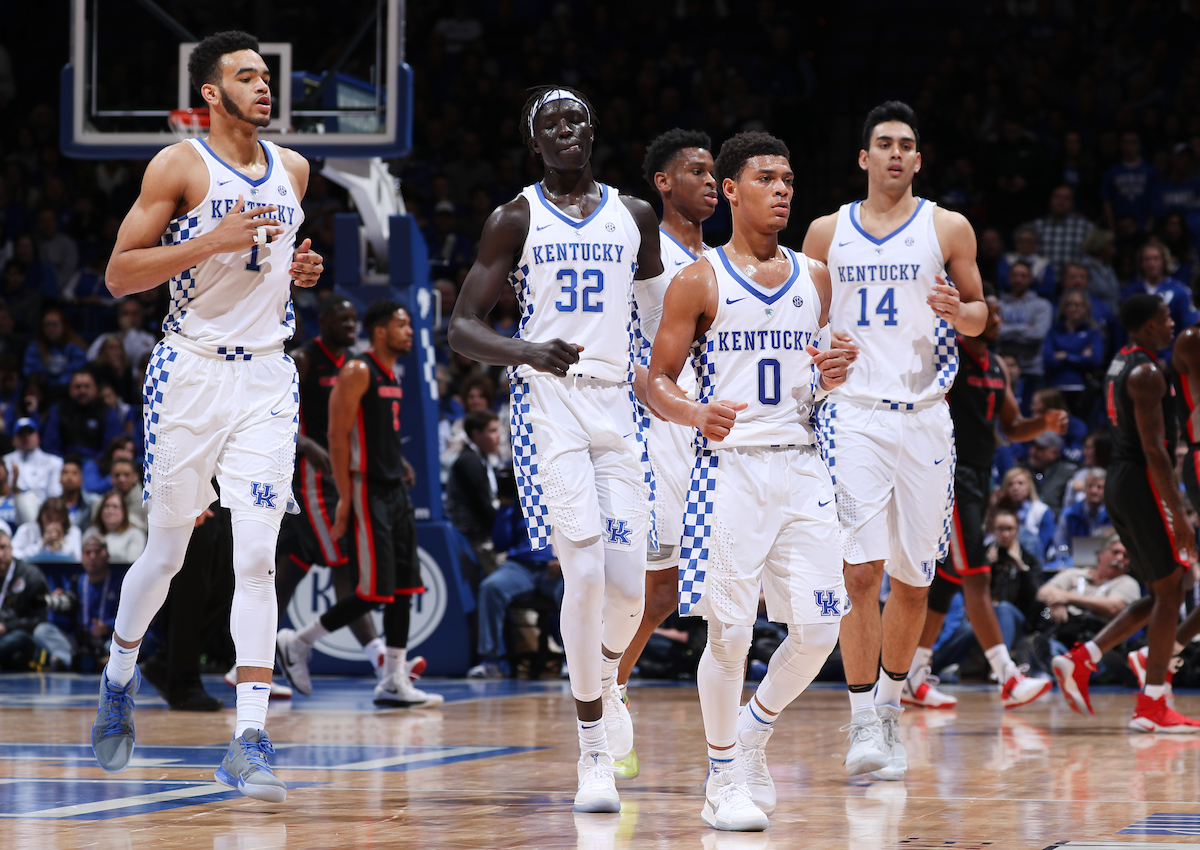 Team.

The University of Kentucky men's basketball team beat Georgia 66-61 on Sunday, December 31, 2017 at Rupp Arena in Lexington, Ky.

Photo by Elliott Hess | UK Athletics