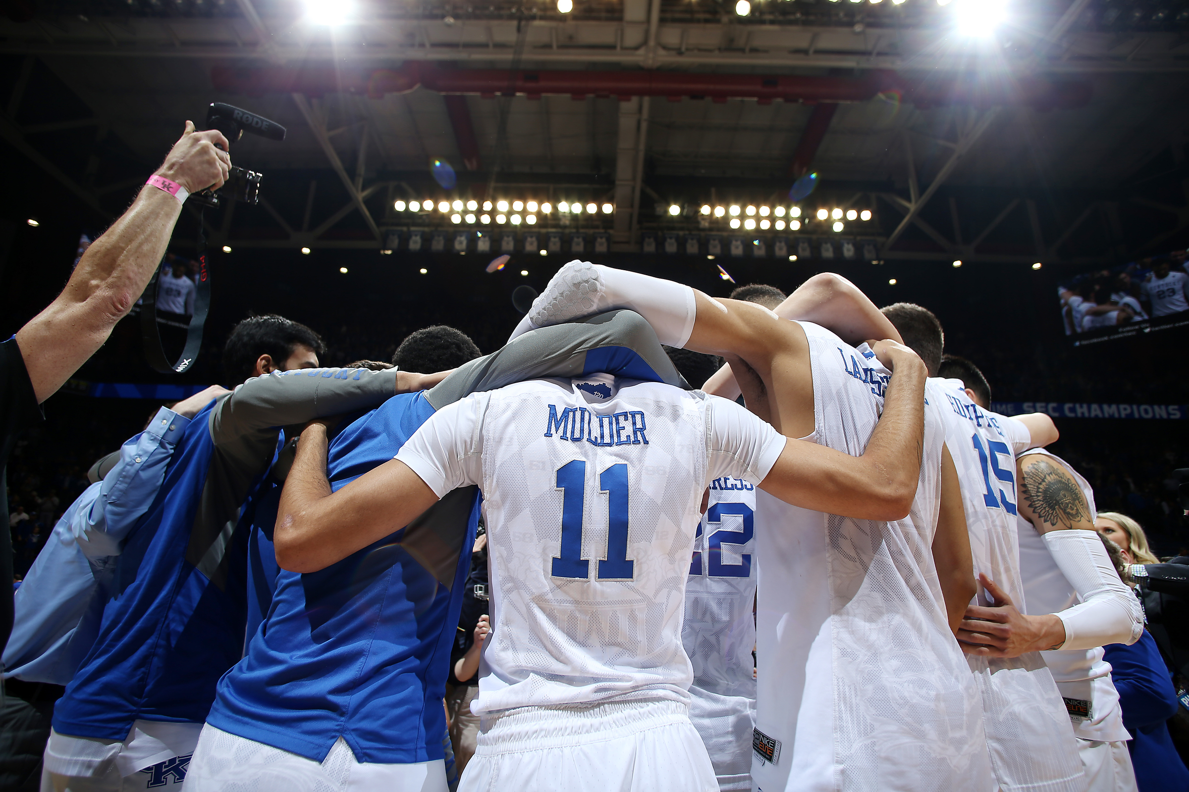 Building Momentum UK’s M.O. in SEC Tournament