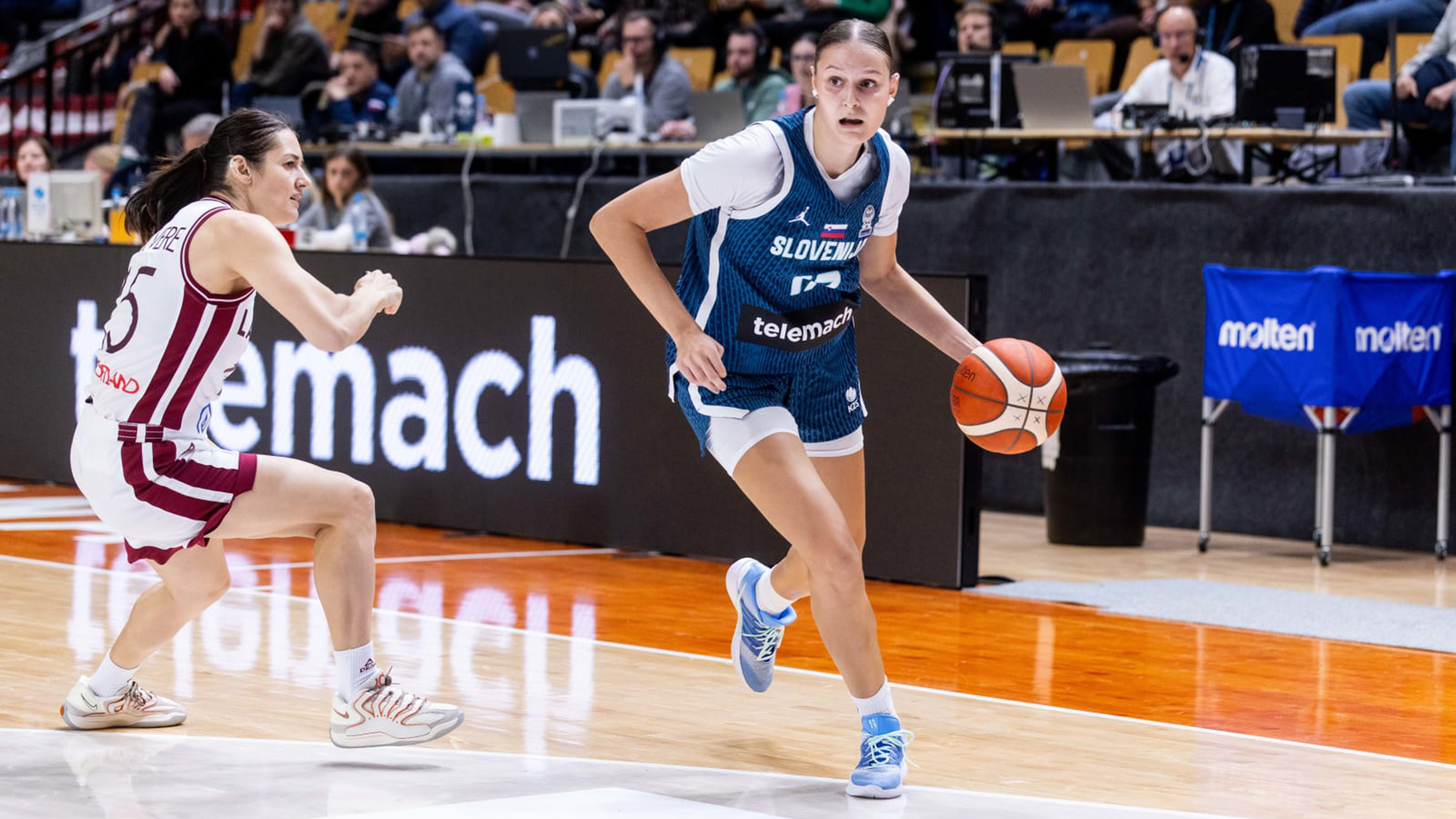 Kentucky Women’s Basketball Signs 6-4 Guard Ajša Sivka
