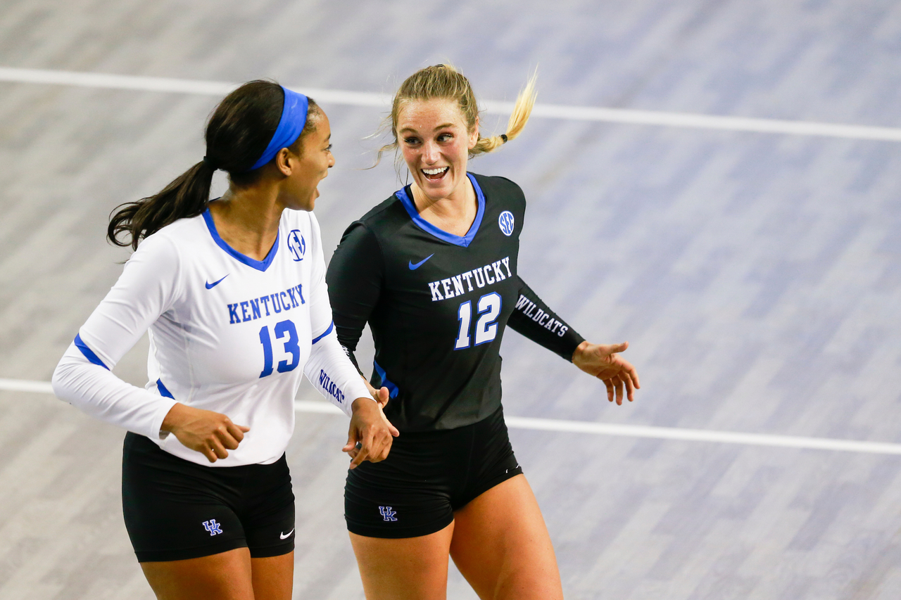 Leah Edmond and Gabby Curry.

UK sweeps LSU 3-0.

Photo by Hannah Phillips | UK Athletics