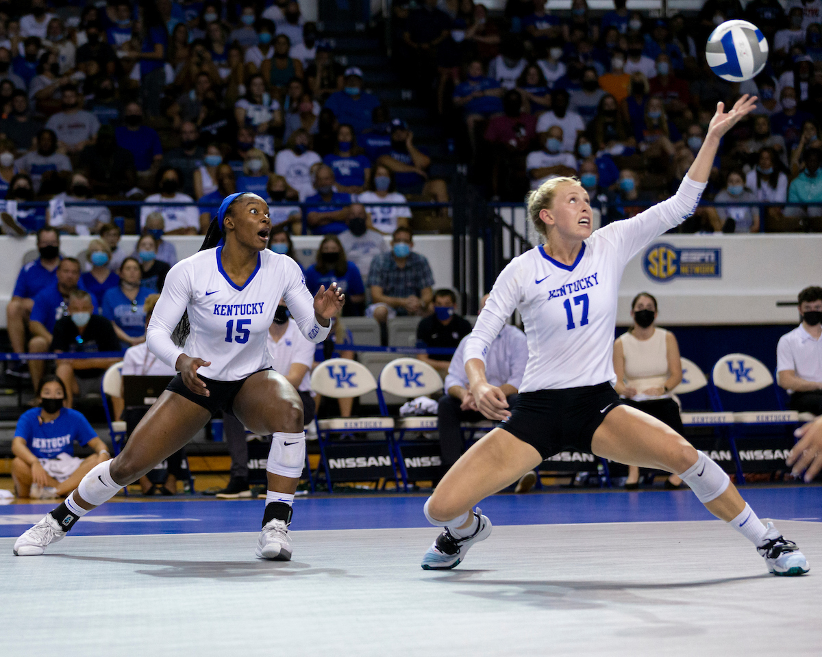 Alli Stumler.Azhani Tealer.

Kentucky beats Stanford 3-2.

Photo by Grant Lee | UK Athletics