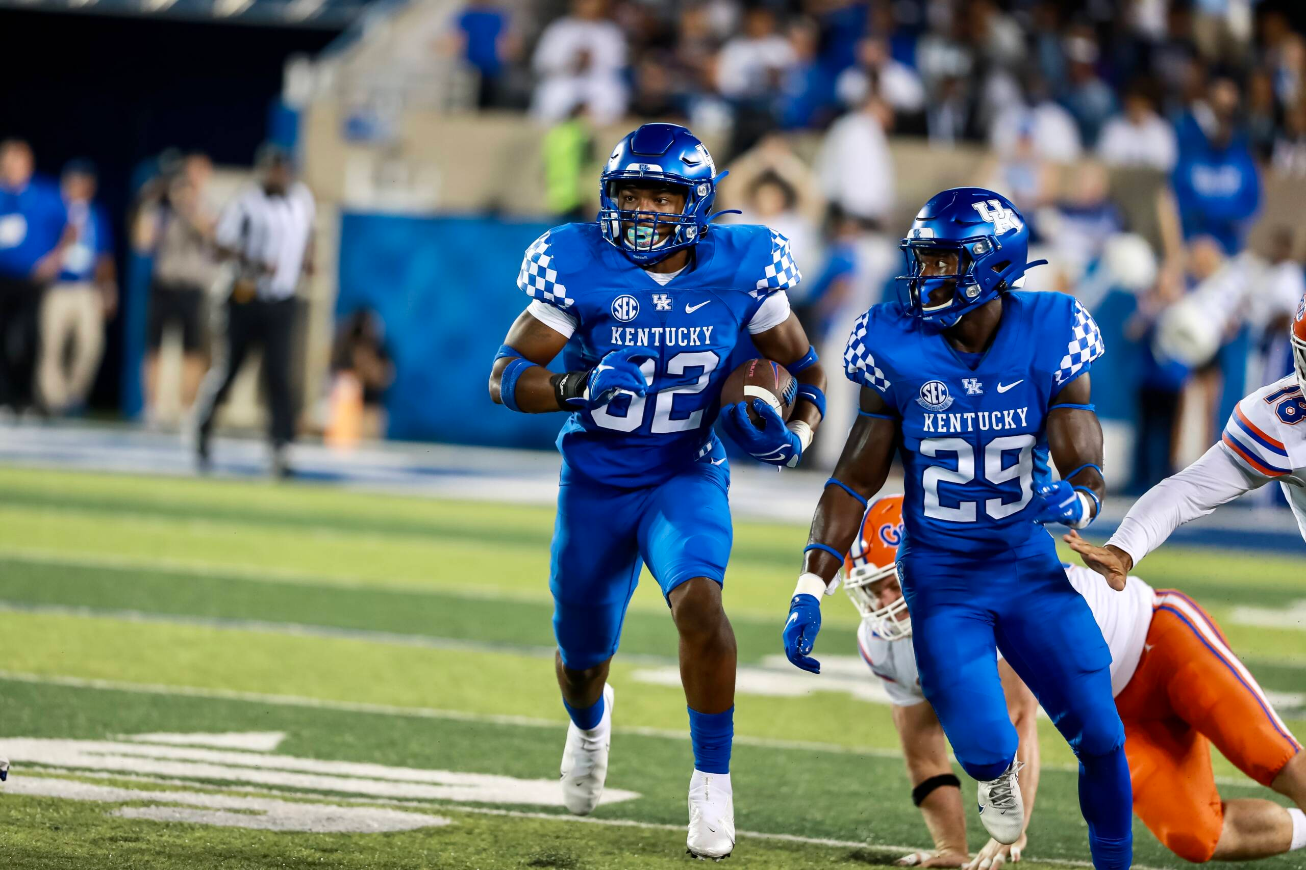 Friendship Helps UK Linebackers Jackson, Wallace Assist One Another