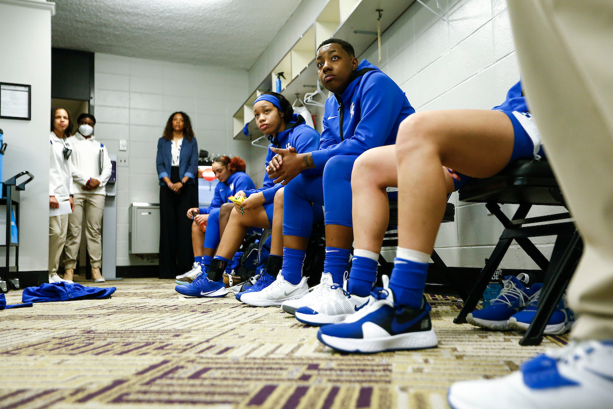 Dre’una Edwards, Kristen Crenshaw-Gill.

Kentucky loses to LSU 78-69.

Photo by Grace Bradley | UK Athletics
