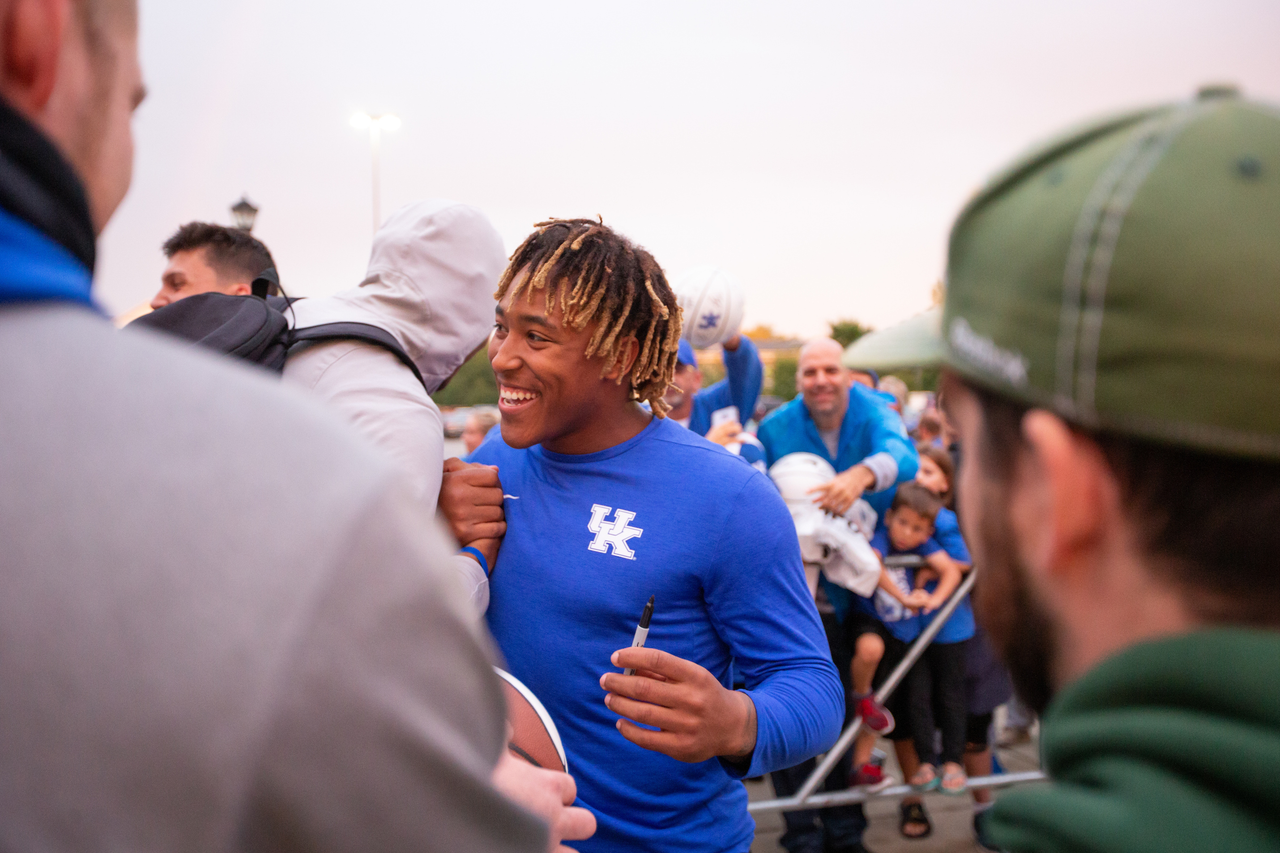 Madness campout. 180927.

Photo by Isaac Janssen | UK Athletics