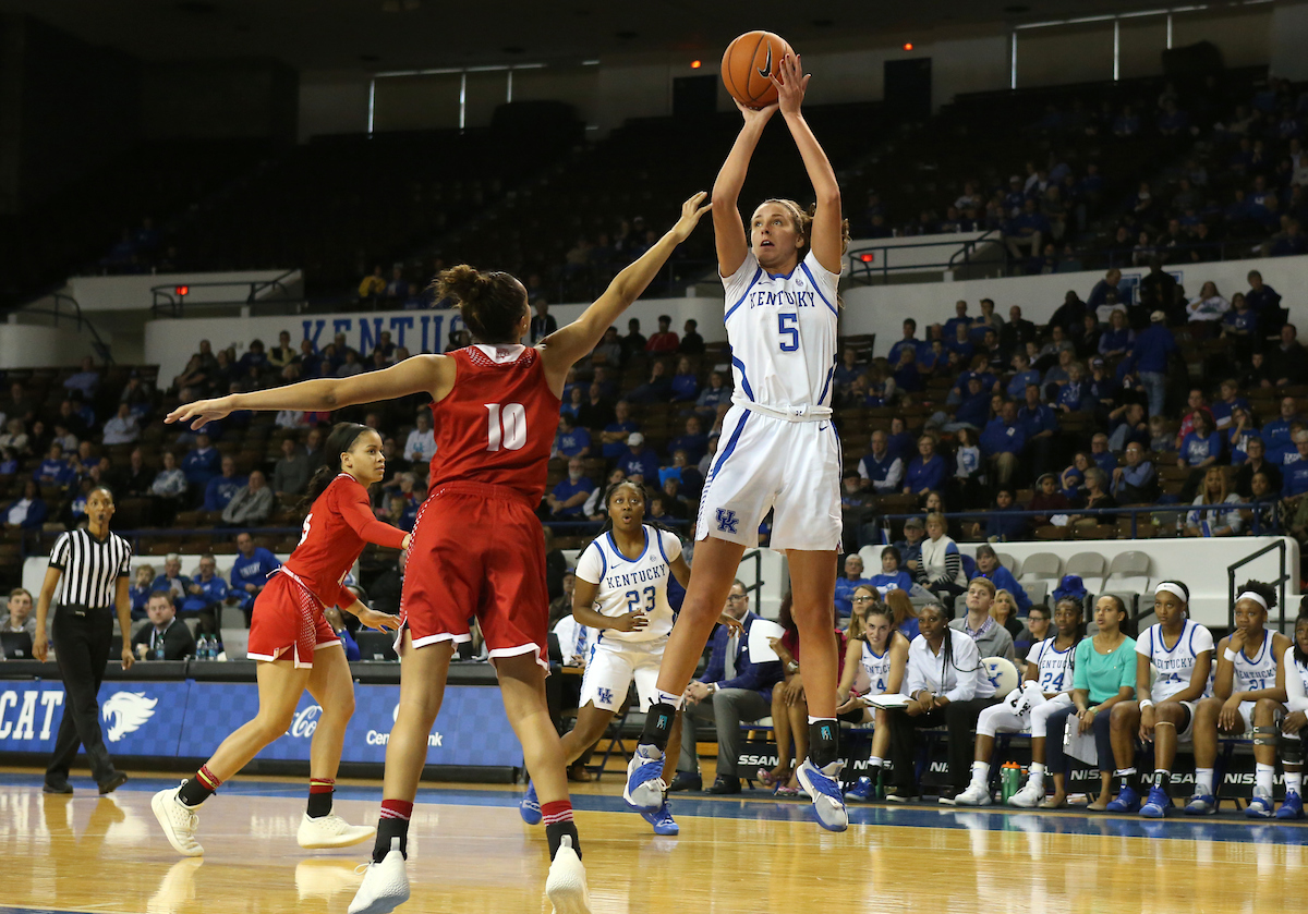 Blair Green. 

UK beats to Sacred Heart University 71-43. 


Photo By Barry Westerman | UK Athletics