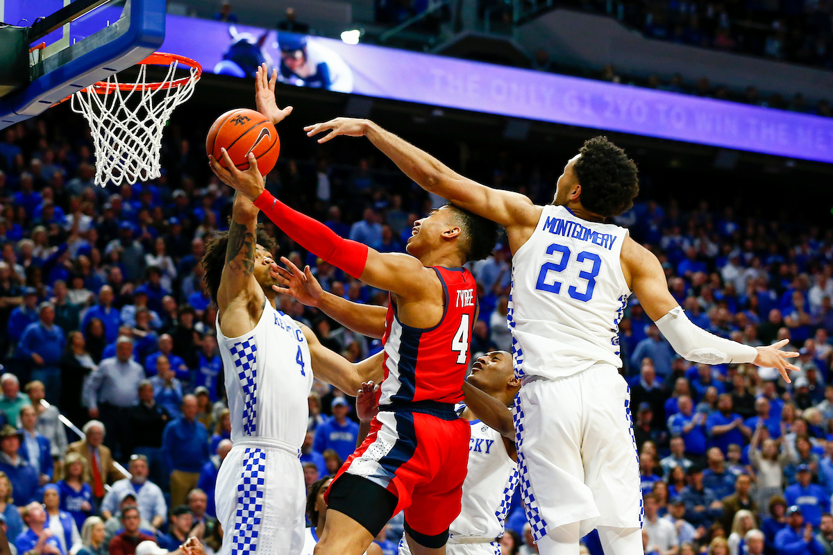 Nick Richards and EJ Montgomery. 

UK beat Ole Miss 67-62

Photo By Barry Westerman | UK Athletics