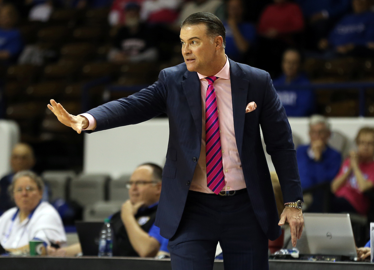 Matthew Mitchell

The University of Kentucky women's basketball beat Arkansas on Thursday, February 15, 2018 at Memorial Coliseum.

Photo by Britney Howard | UK Athletics