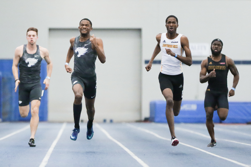 Tai Brown. Caleb Wilt. 

Kentucky track and field during day one of the Rod McCravy Memorial.

Photo by Eddie Justice | UK Athletics