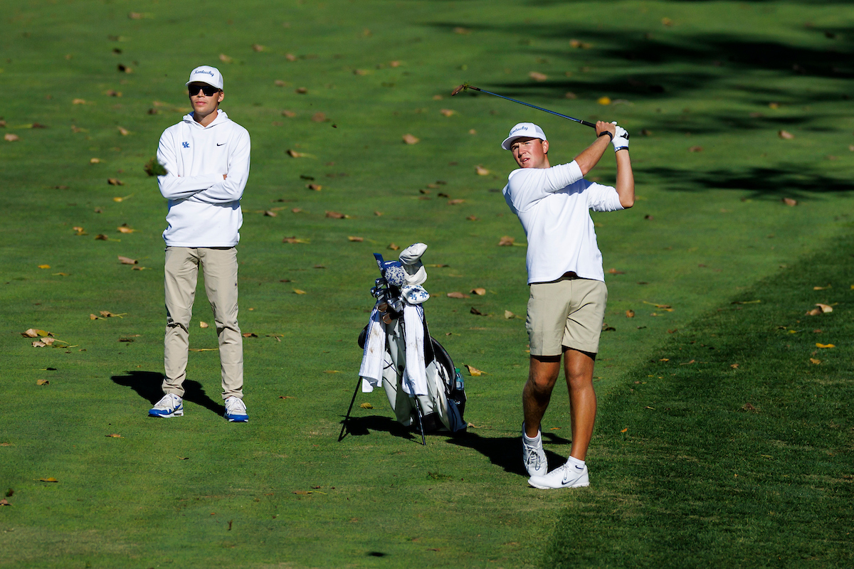 A picture of Gavin Clutts swinging at a golf ball