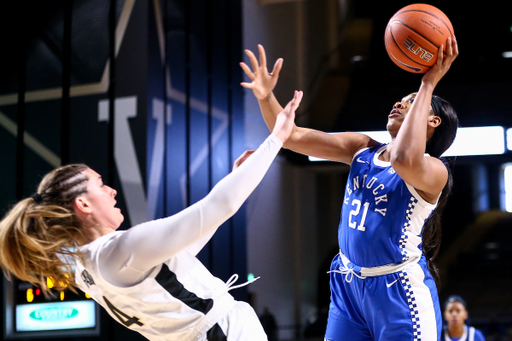 Ogechi Anyagaligbo. 

Kentucky falls to Vanderbilt 70-64.

Photo by Eddie Justice | UK Athletics