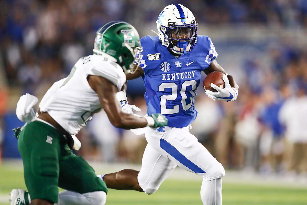 Kavosiey Smoke.


UK beat EMU 38-17.


Photo by Elliott Hess | UK Athletics